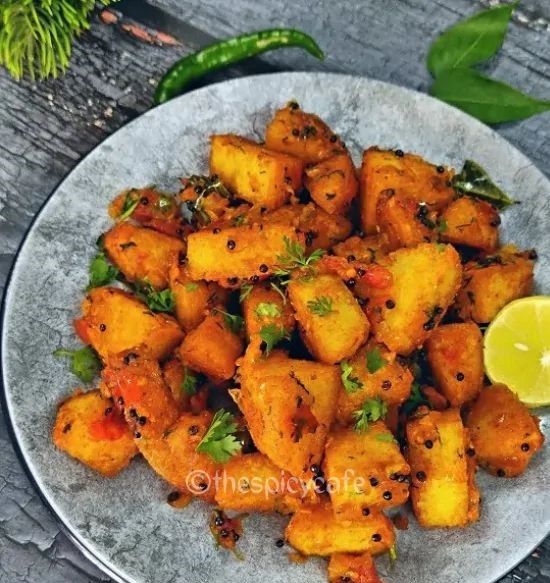 Crispy chilli idli